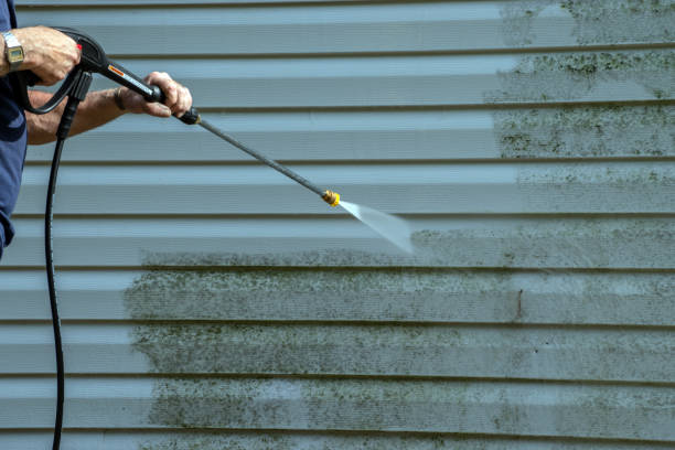 Best Local Pressure Washing Services  in Grandview, WA